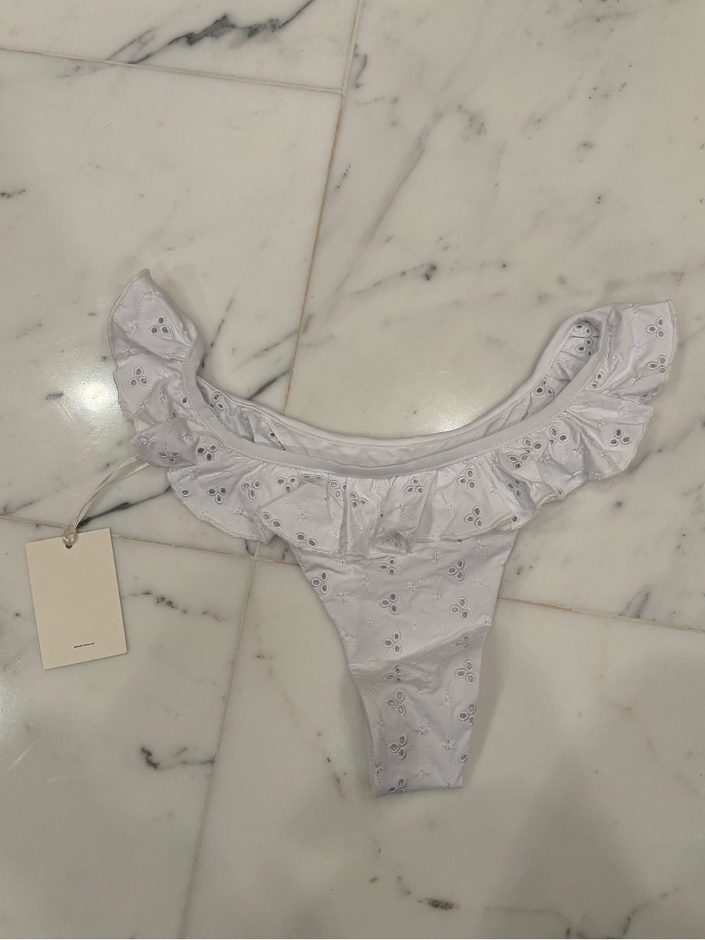 ALT Swim Alba Bow Bandeau Top & Amoura Frill Bottom - Picture 12 of 14